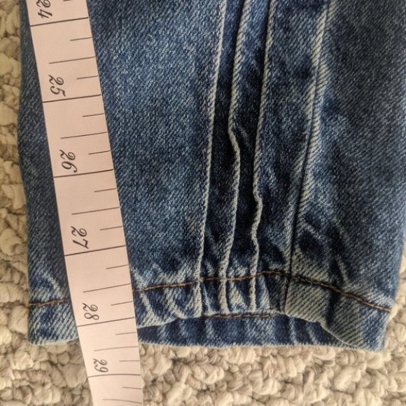 BDG Mom  Pintuck Jeans w24 - Picture 9 of 13